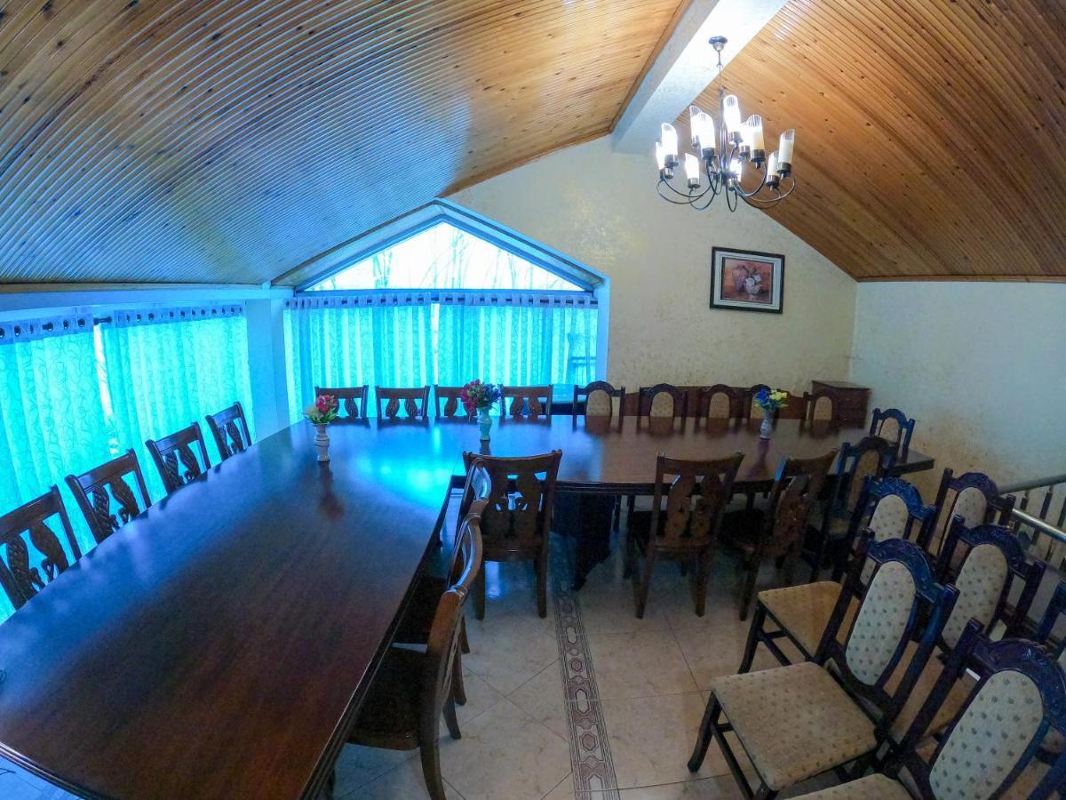Hotel Hasmegaj Mahall' e Kryethuit ภายนอก รูปภาพ