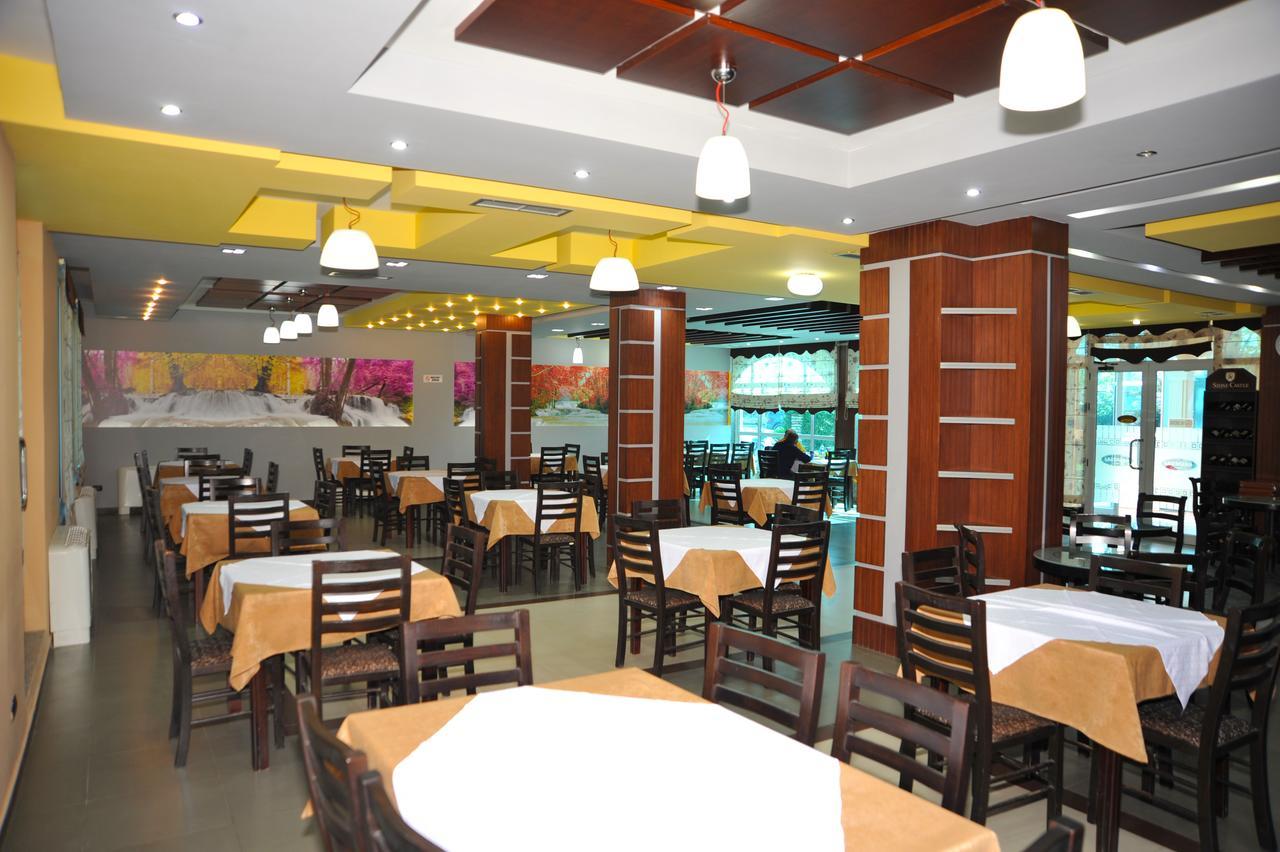 Hotel Hasmegaj Mahall' e Kryethuit ภายนอก รูปภาพ